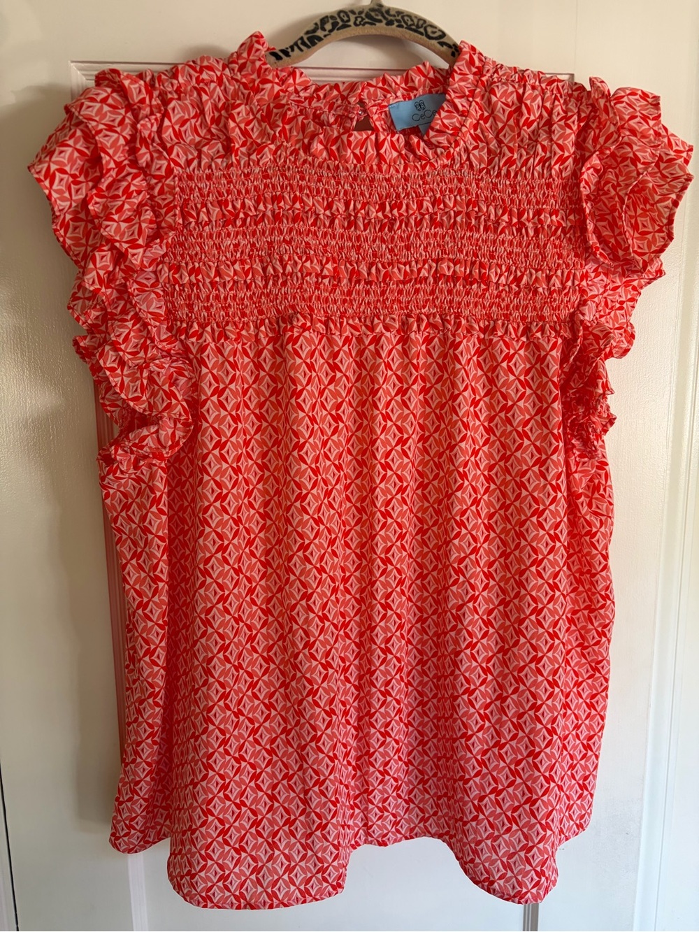 Women’s XL Smocked Ruffle Sleeve Top. 100% Adorable.